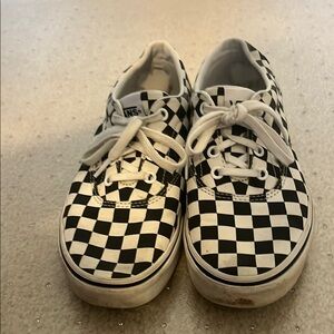 Checkered Black and White Vans Sneakers (W 8)